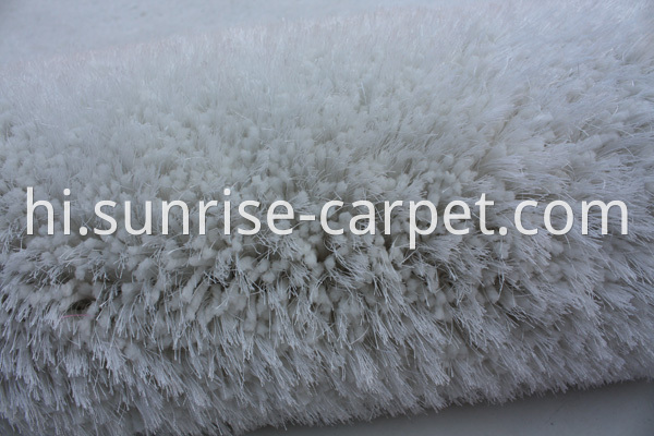 Elastic & Polyester mix Shaggy Carpet